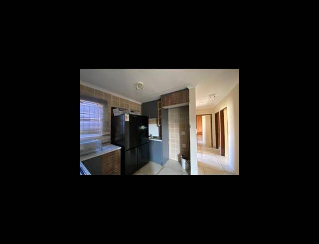 3 BEDROOM HOUSE FOR SALE IN THE ORCHARDS